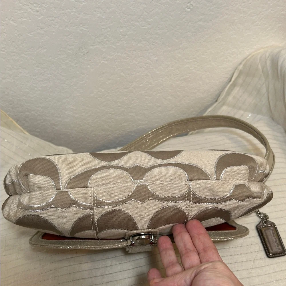 Coach Beige and silver sparkle  Signature Shoulder Bag - Picture 6 of 13